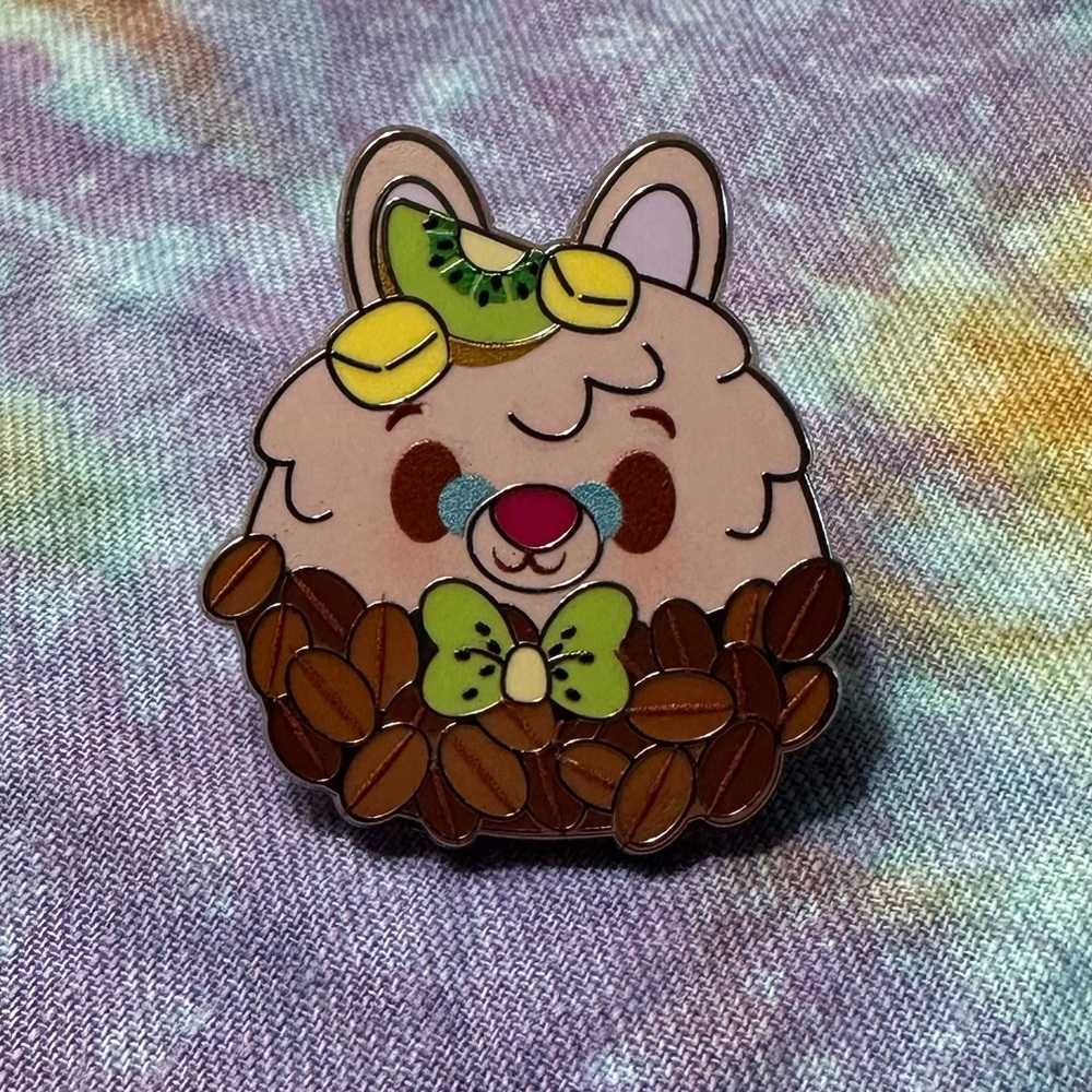 Disney Munchlings Mystery Pins Series 2 White Rabbit Granola Parfait